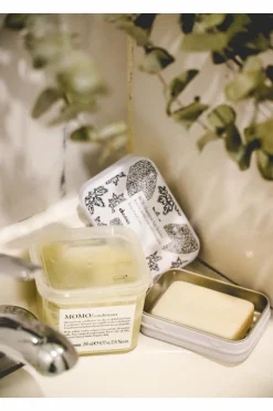 Après-shampoing hydratant pour cheveux secs Momo