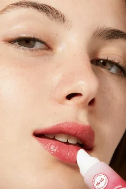 Baume lèvres teinté La Véritable Crème de Laponie aux 3 baies arctiques