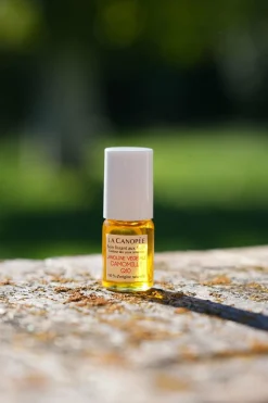 Contour des yeux soin lissant aux fleurs