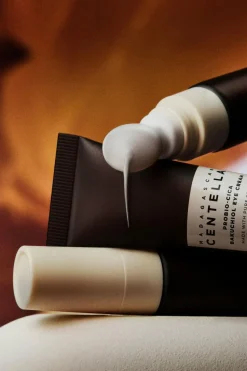 Crème contour des yeux à la centella asiatica et au bakuchiol