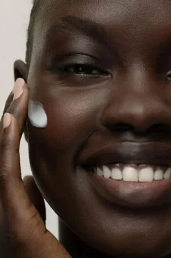 Crème de jour au lotus et à la vitamine E