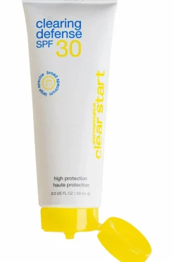 Crème hydratante et matifiante Clearing Defense SPF30