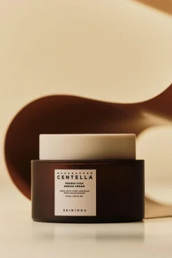 Crème hydratante riche à la centella asiatica et aux probiotiques