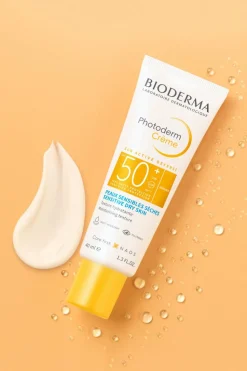 Crème solaire invisible Photoderm SPF50+