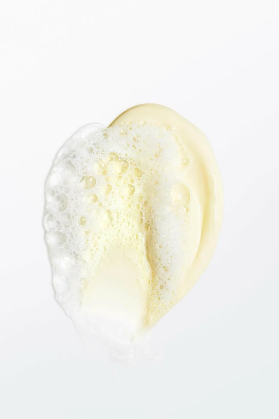 Doux nettoyant moussant apaisant pour peaux normales à sèches