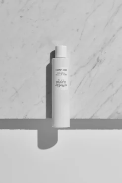 Eau micellaire démaquillante