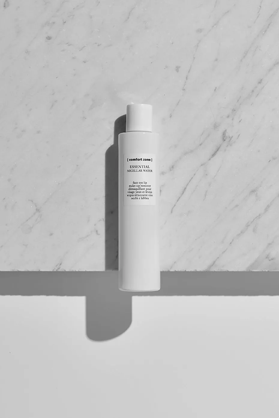 Eau micellaire démaquillante