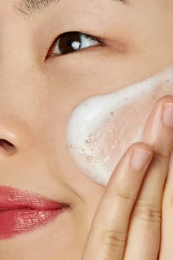 Gel nettoyant visage doux pour peaux normales à grasses Calendula