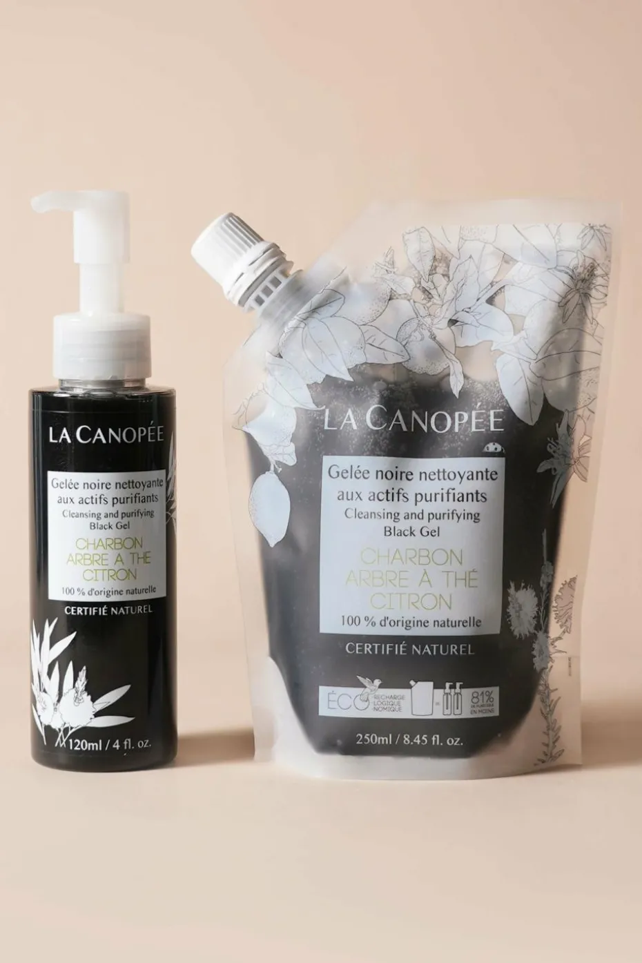 Gelée noire nettoyante aux actifs purifiants rechargeable