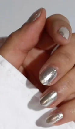 Kit duo de poudre à effet et paillettes + son pinceau applicateur paillettes Silver edition