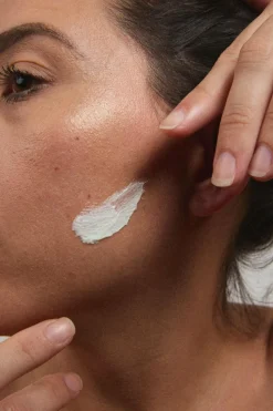 La Crème Radieuse hydratante SPF50+