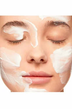 Lait velours démaquillant aux extraits de gentiane jaune & mélisse des Alpes