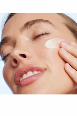 Le soin d’exception jour & nuit Merveillance Lift