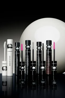 Mascara volume et longueur noir M·A·C Stack Mega Brush