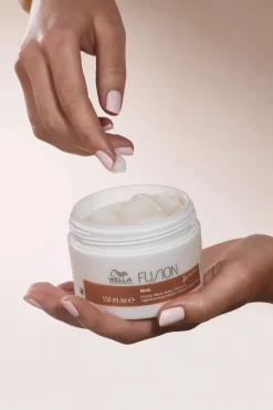 Masque cheveux réparation intense pour cheveux abîmés Fusion