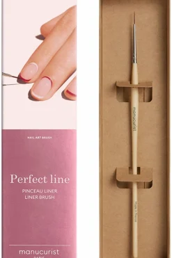 Pinceau liner nail art