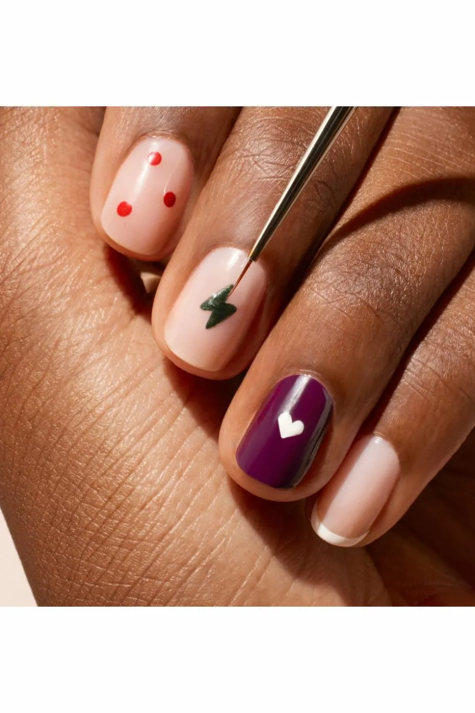 Pinceau pointe fine nail art