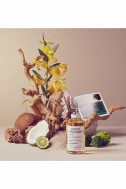 REPLICA Beach Walk Eau De Toilette Floral rechargeable