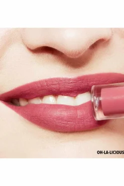 Rouge à lèvres liquide semi-mat