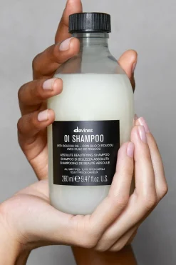 Shampoing brillance à l’huile de Roucou OI