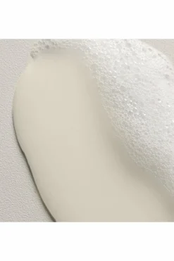 Shampoing disciplinant rechargeable pour cheveux ondulés et bouclés Love Curl