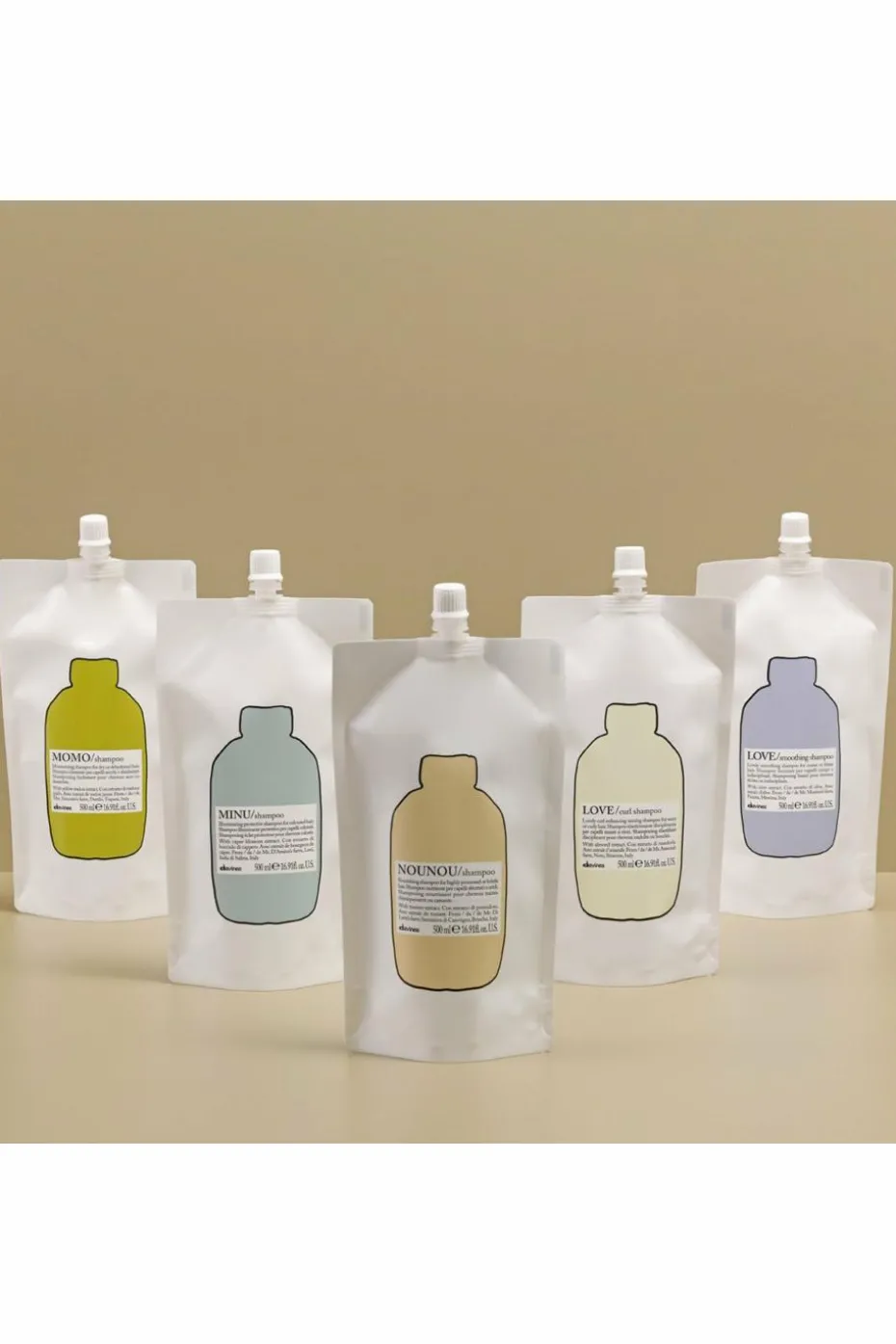 Shampoing rechargeable pour cheveux indisciplinés Love Smooth