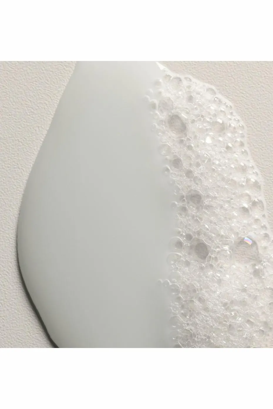 Shampoing rechargeable pour cheveux colorés Minu