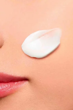 Soin de nuit repulpant Hydra-Essentiel