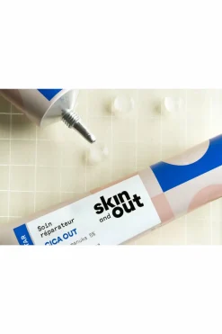 Soin réparateur Cica OUT