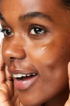 Sérum Ultra Pur Haute Performance avec 5,0% de Niacinamide