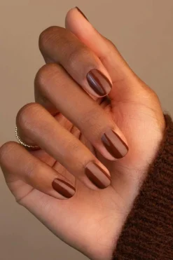Vernis Green Les marrons, gris et noirs