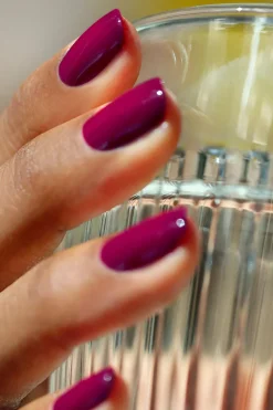 Vernis semi-permanent Green Flash Les violets