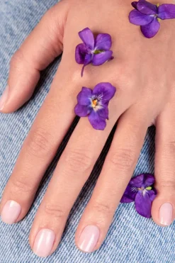 Vernis semi-permanent Green Flash Les blancs, naturels & beiges